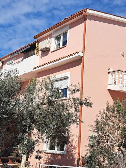 Apartman Smaragd Fažana Exterior foto
